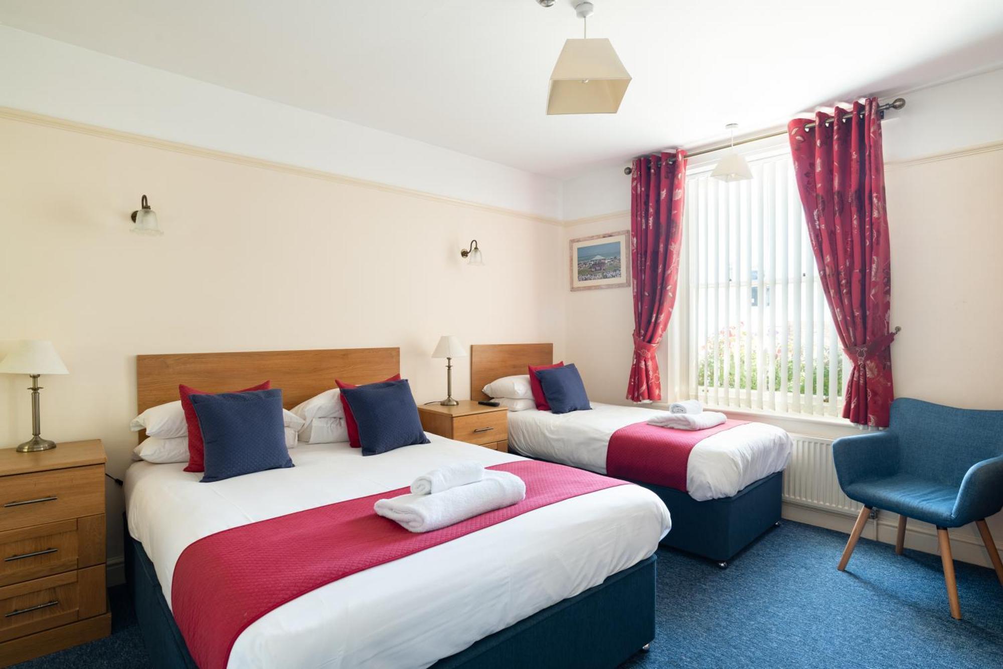 Bed and Breakfast The Kings Head Діл Екстер'єр фото